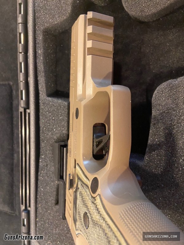 2022 AXG Scorpion - Sig Sauer Custom Works P320 + Extras