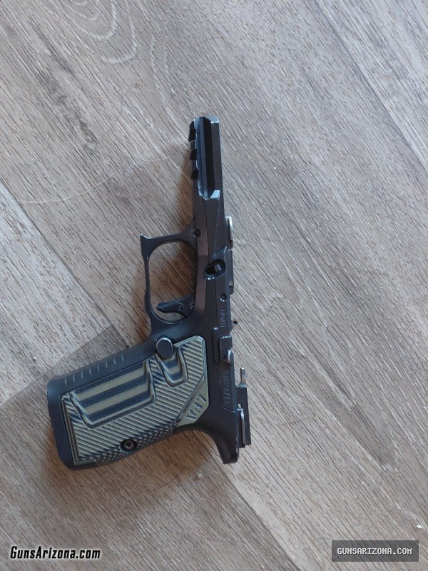 Complete metal glock frame with grips