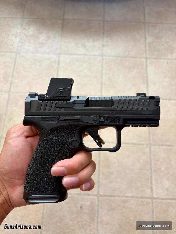 Canik METE MC9 PRIME with red dot
