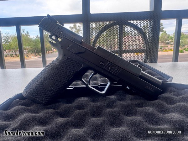 CZ P‑09 F Nocturne 9mm