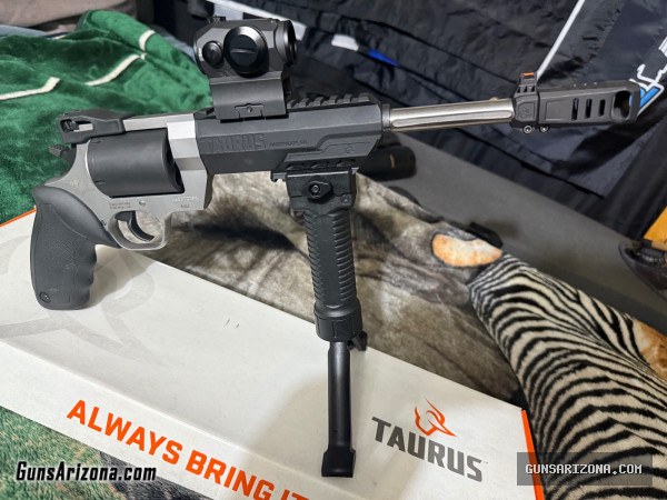 Taurus Raging Judge .460 Magnum Stainless /Black