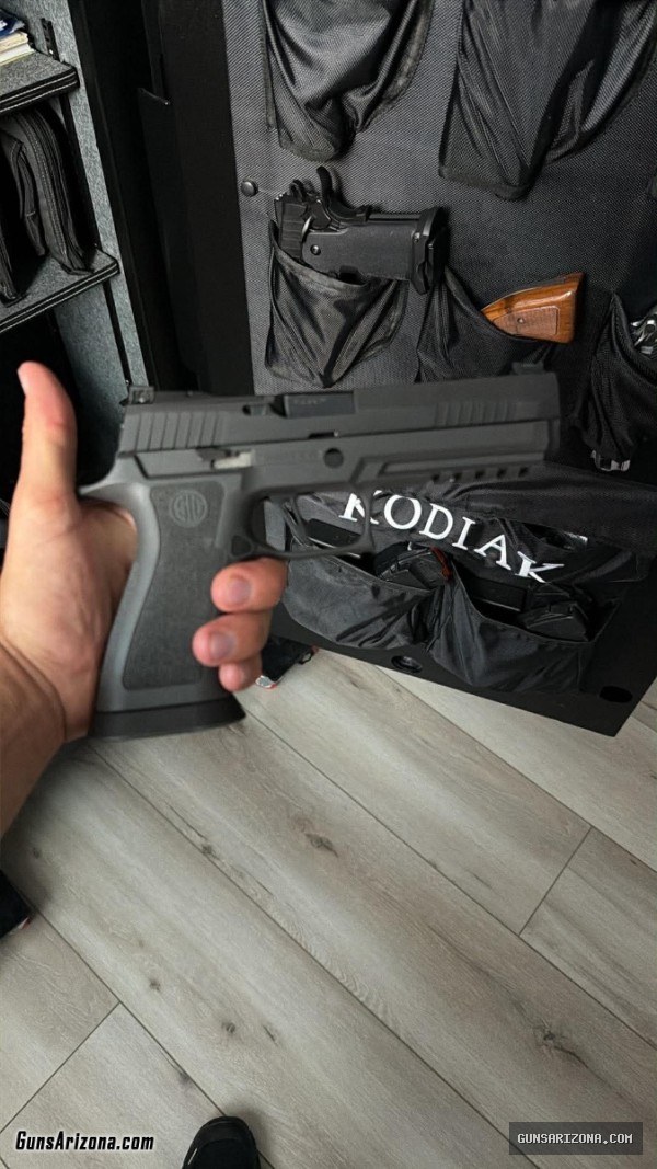 P320x5 Legion R2