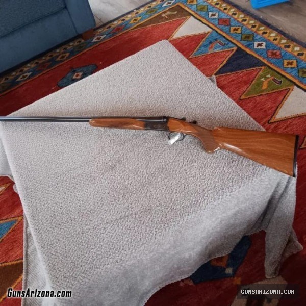 Browning BSS 20 ga.Exc + Cond. 3" chambers.
