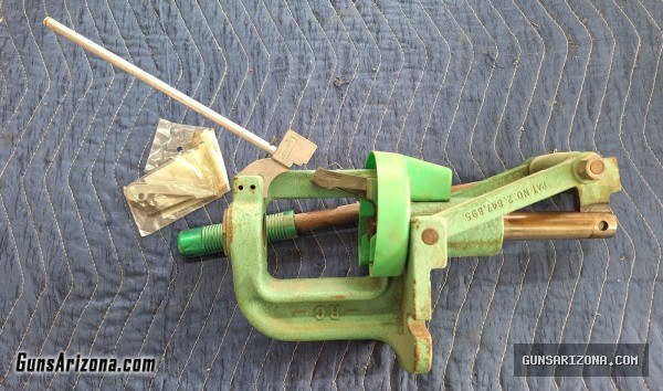 Full set of RCBS rifle – pistol reloading equipment