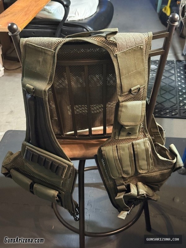 UTG TACTICAL MILITARY LAW ENFORCEMENT OD VEST