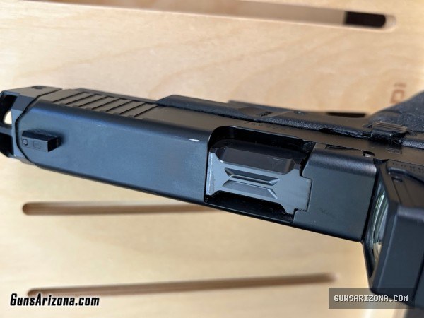 Glock 19/Aimpoint COA. Radian Ramjet Combo w/Holster