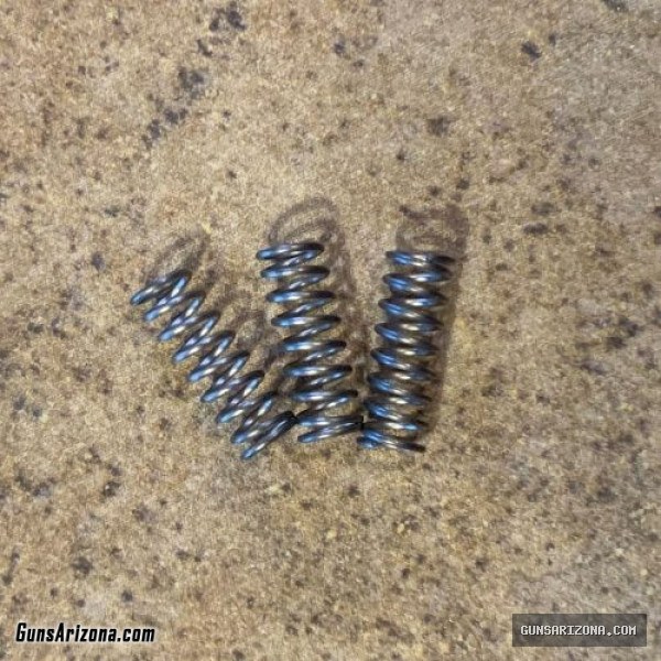 AFMC AR15/M16/M4 BOLT CATCH DETENT SPRING / LOT OF 100 PCS. / NEW