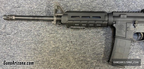 Smith & Wesson M&P-15 5.56Nato Semi-Auto Rifle