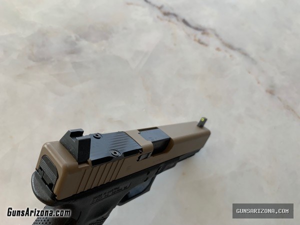 Glock 17 gen4 milled slide,ZEV magwell , Cerakote