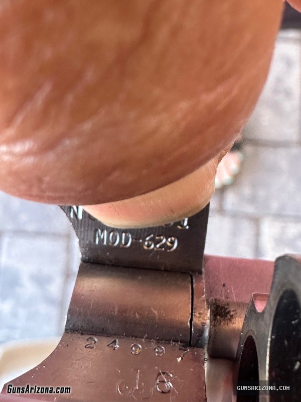 Smith and Wesson model 629 no dash