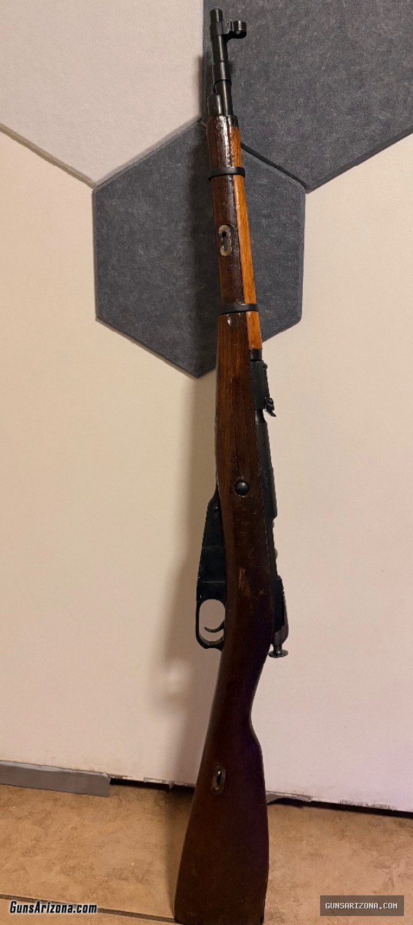 Romanian M44 mosin with 80 rounds of ammo