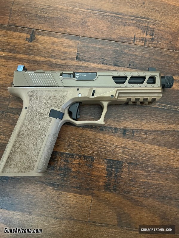Glock 17 clone w/ upgrades