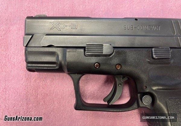 Springfield XD-9 Sub-Compact 9x19 Semi-Auto Pistol