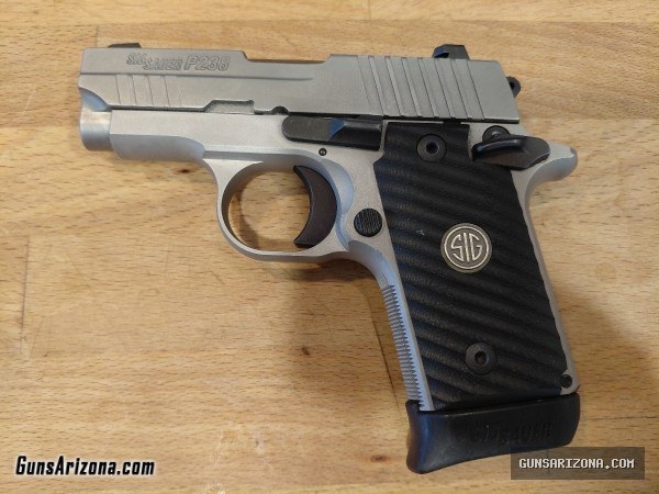 SIG P238 G10  package