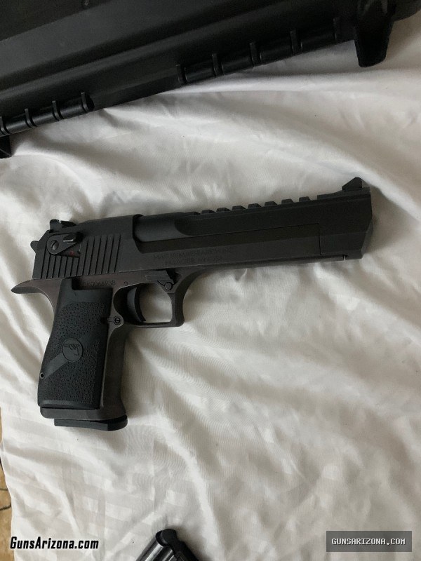 Desert Eagle Magnum Research