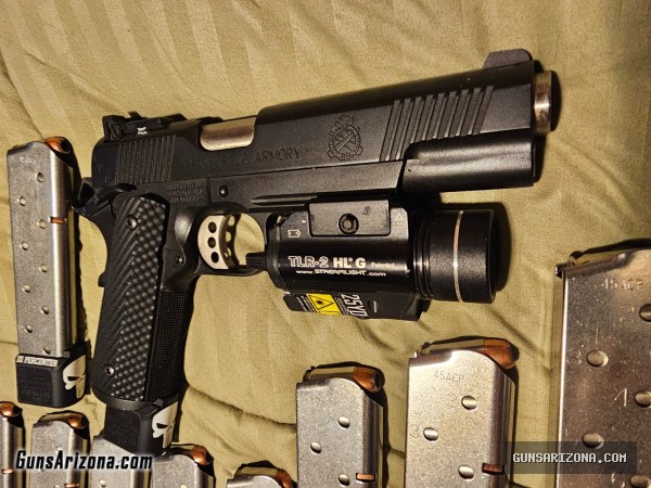 SA TRP OPERATOR .45 ACP WITH 10 10 RD MAGS & STREAMLIGHT LASER AND LIGHT COMBO