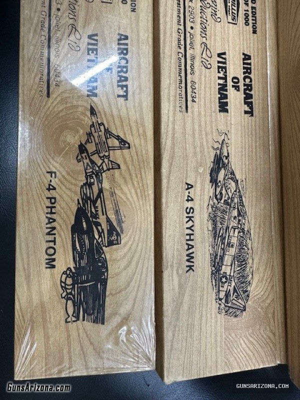 6 Camillus Westwind productions Knife set