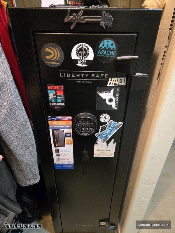 Gun Safe + 6 Firearms 3k