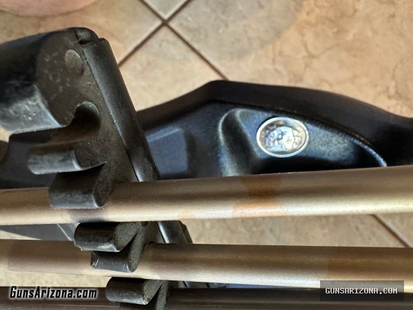 Bear compound bow, black mag model