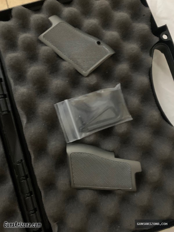 Desert Eagle Magnum Research