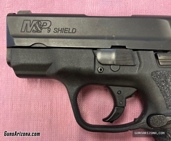 Smith & Wesson M&P9 Shield 9mm Semi-Auto Pistol