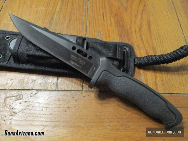 BUCK Nighthawk 650 Fighting survival knife Made in U.S.A.