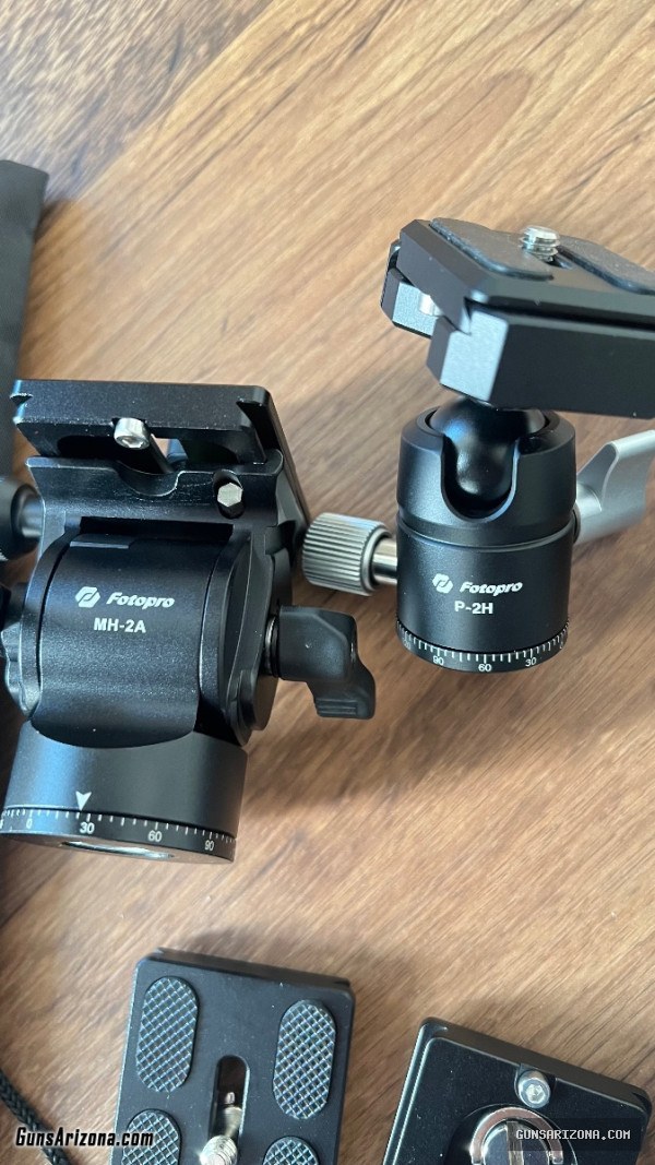 Fotopro Tripod