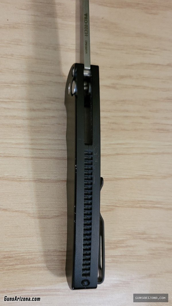 Protech Malibu (Blade HQ exclusive)