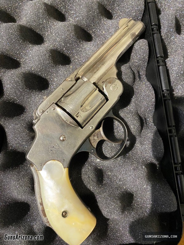 Historic 1883-1909 Top Break S&W .32 Smith Wesson revolver