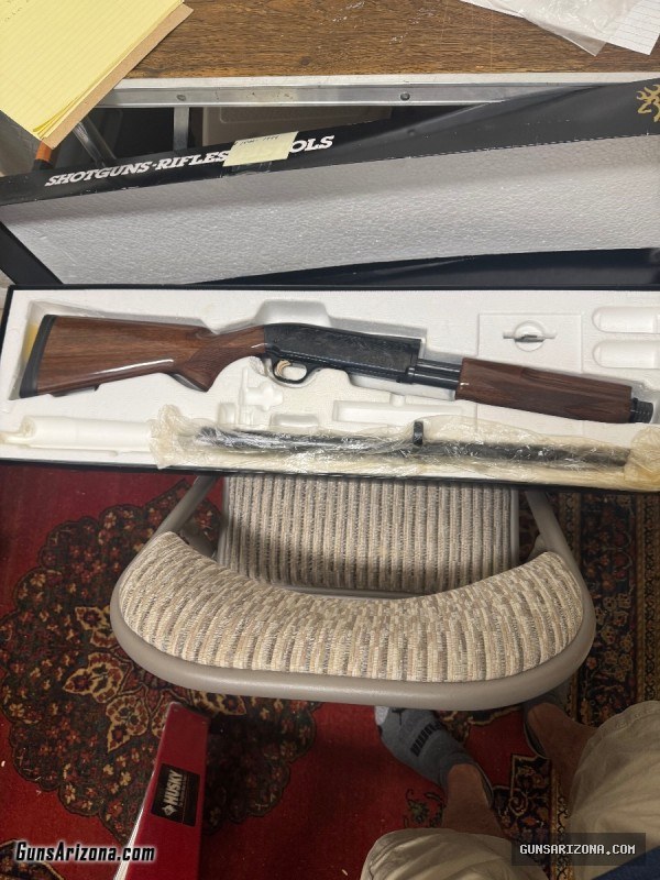 Browning shotgun youth/ladies 22 inch