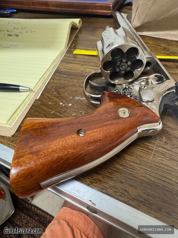 Smith & Wesson 41 Magnum model 57 chrome