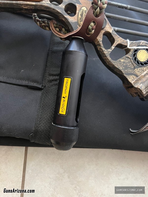 NIB LEGACY MATHEWS BOW