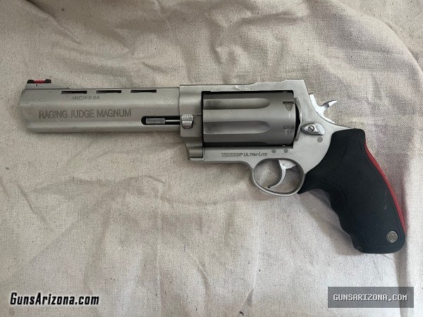 Taurus Raging Judge Magnum  .45 Colt / .410