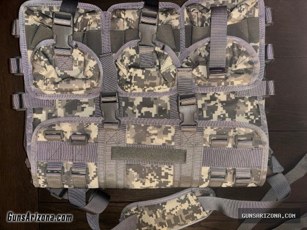 MaxPedotion Camo shoulder bag