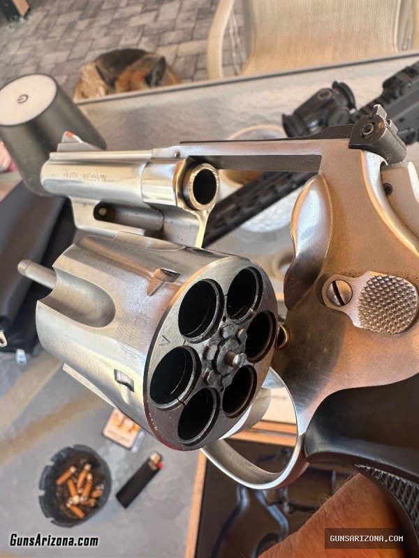 Smith and Wesson model 629 no dash