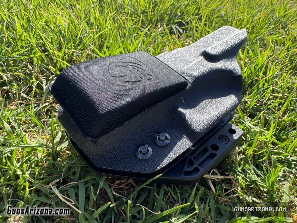 Glock 19 Gen5 AIWB Custom Kydex Right Hand Holster