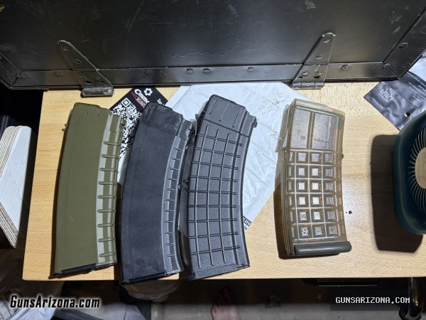 12G Dummy rounds, mags, placard