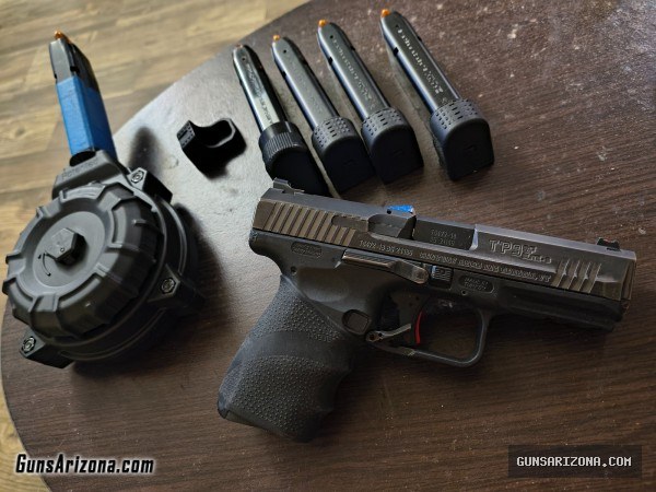 Canik TP9 SF Elite-S.  4 magazine's. 1 50 Rd drum.   850 rounds 9mm Ammunition.