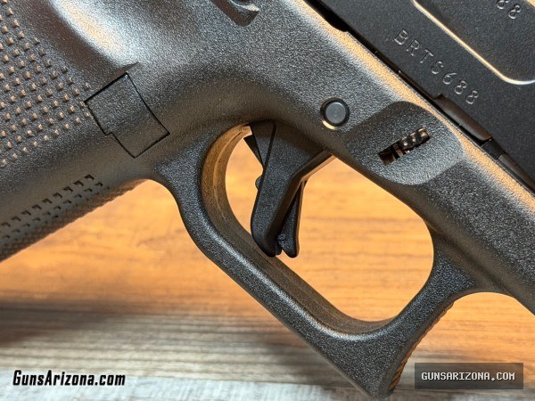 Glock 45 GEN5 LE Trade-in w/ AmeriGlo HD night sights & GEN6 flat trigger assembly