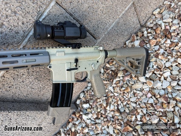 Sugar Weasel – 16” 5.56 w/ vortex red dot