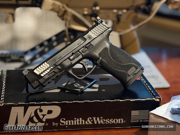 Smith and Wesson M&P 2.0 10mm