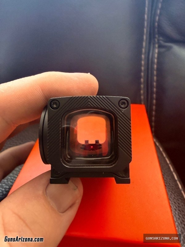 Enclosed Optic