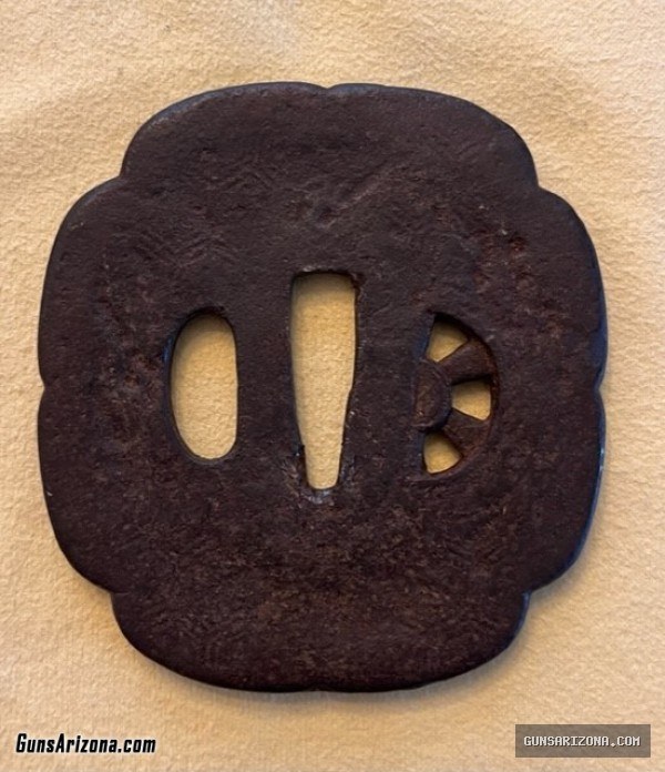 SMALL COLLECTION OF ANTIQUE JAPANESE TSUBA (KATANA SWORD GUARD) / ca. 1600-1800’s