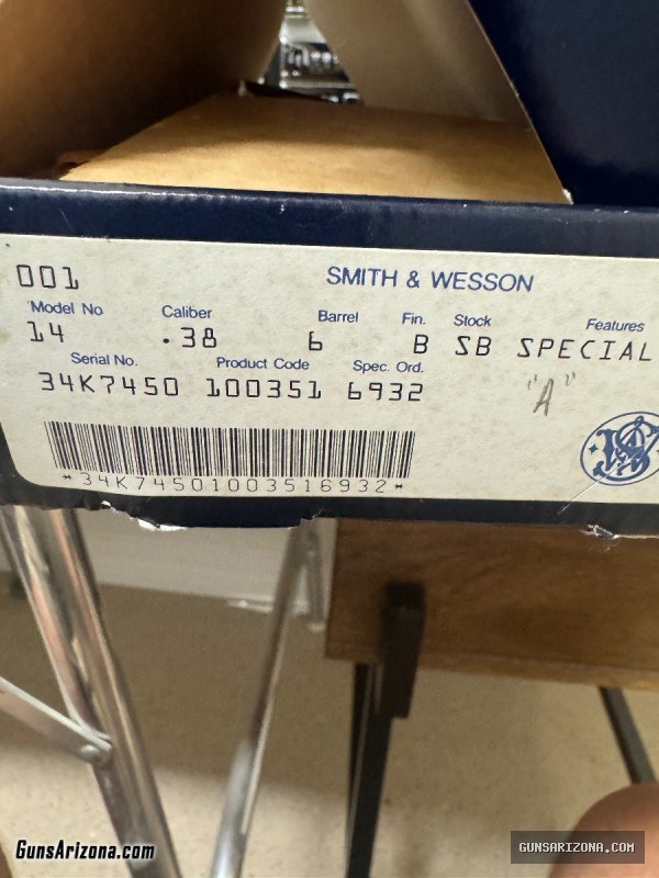 Smith & Wesson model 1438 caliber 6 inch