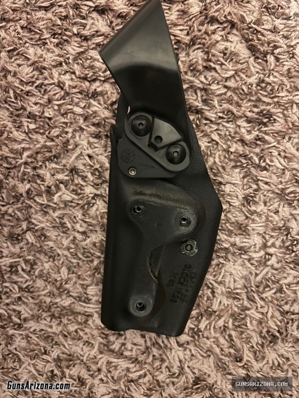 Safariland Glock 17 holster