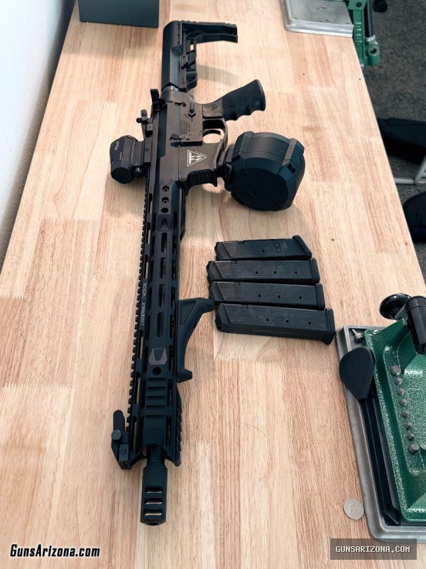 Juggernaut Tactical AR9 + Extras