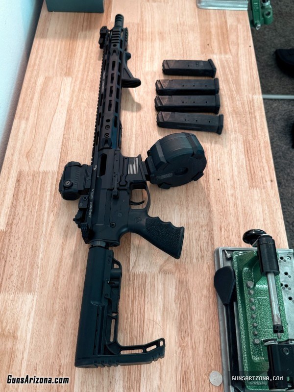 Juggernaut Tactical AR9 + Extras