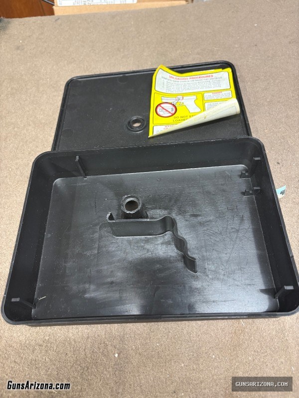 Glock 19 vintage 'Tupperware' hard case