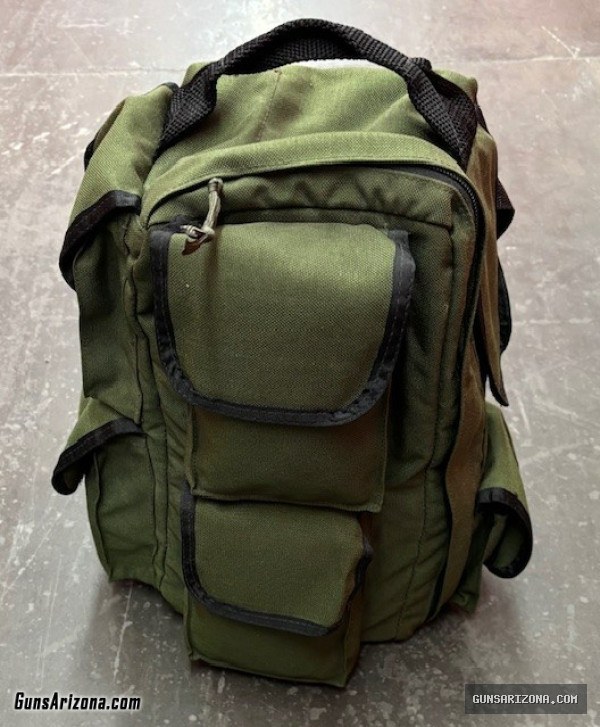 DROP LEG TACTICAL MED KIT / LIKE NEW