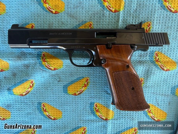 Smith & Wesson 41 .22 LR